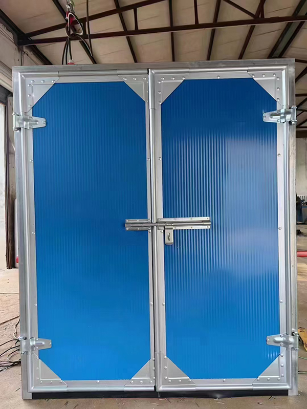 渭城工业平开门