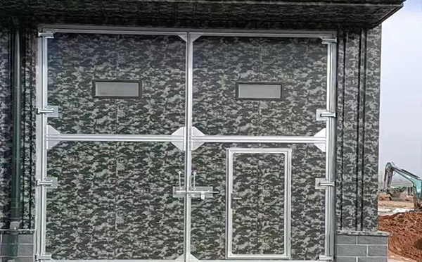 渭城工业平开门