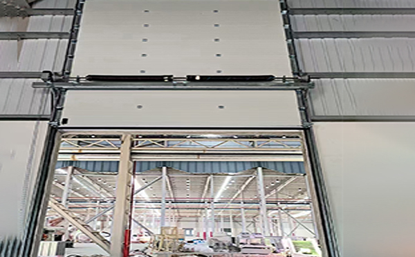 渭城工业提升门