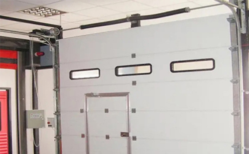 渭城工业提升门的安装方法 渭城工业提升门的安装方法