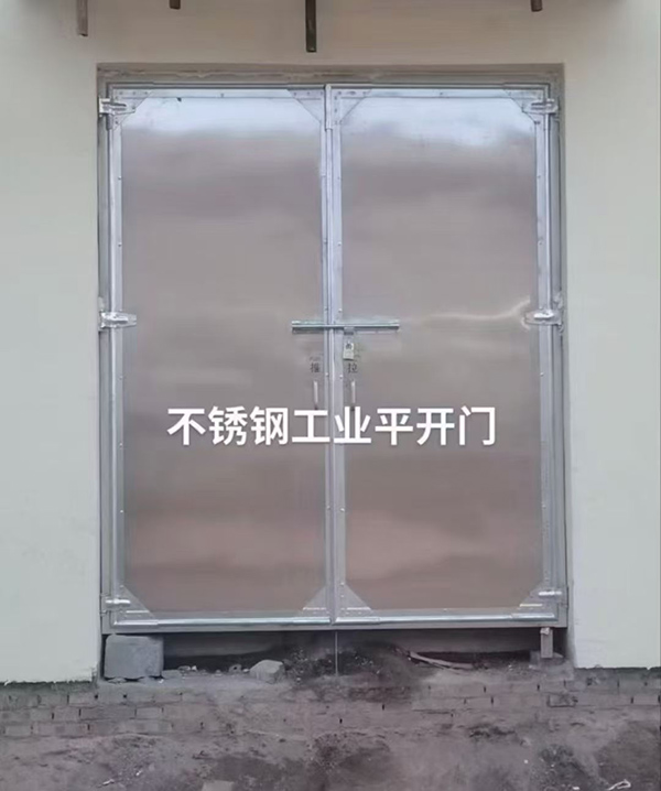 不锈钢渭城工业平开门在现代工业场景中的应用实践